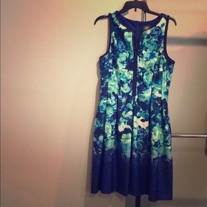 Vince Camuto Special Occasion dress